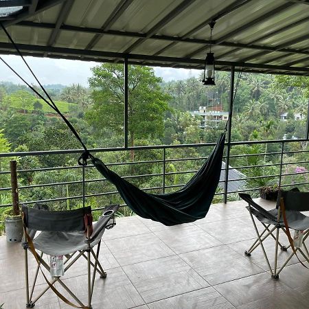 Letstay Vythiri Hill Palace エクステリア 写真