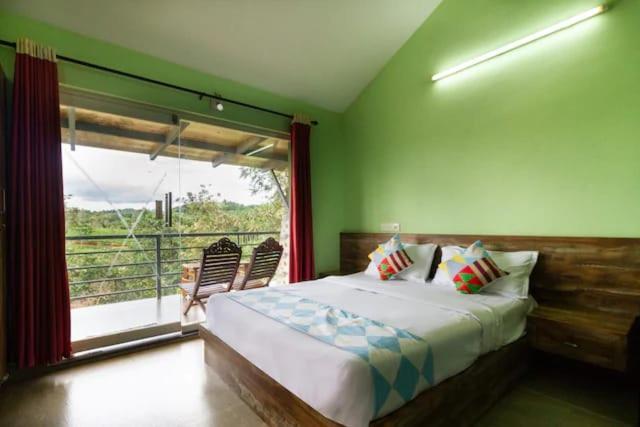 Letstay Vythiri Hill Palace エクステリア 写真